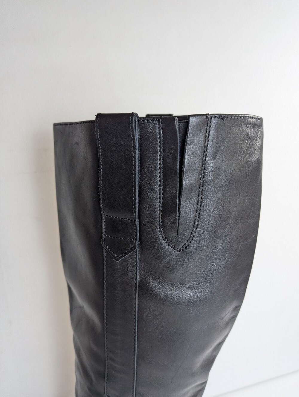 Coach and Four Black Leather Women's Boots Sz 8.5 Block Heel Knee Length Italy - Picture 6 of 16